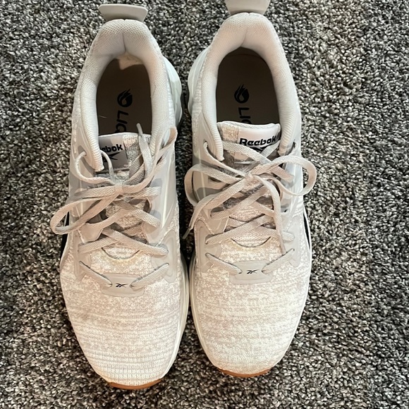 Reebok liquifect 180 running shoe - Picture 1 of 3